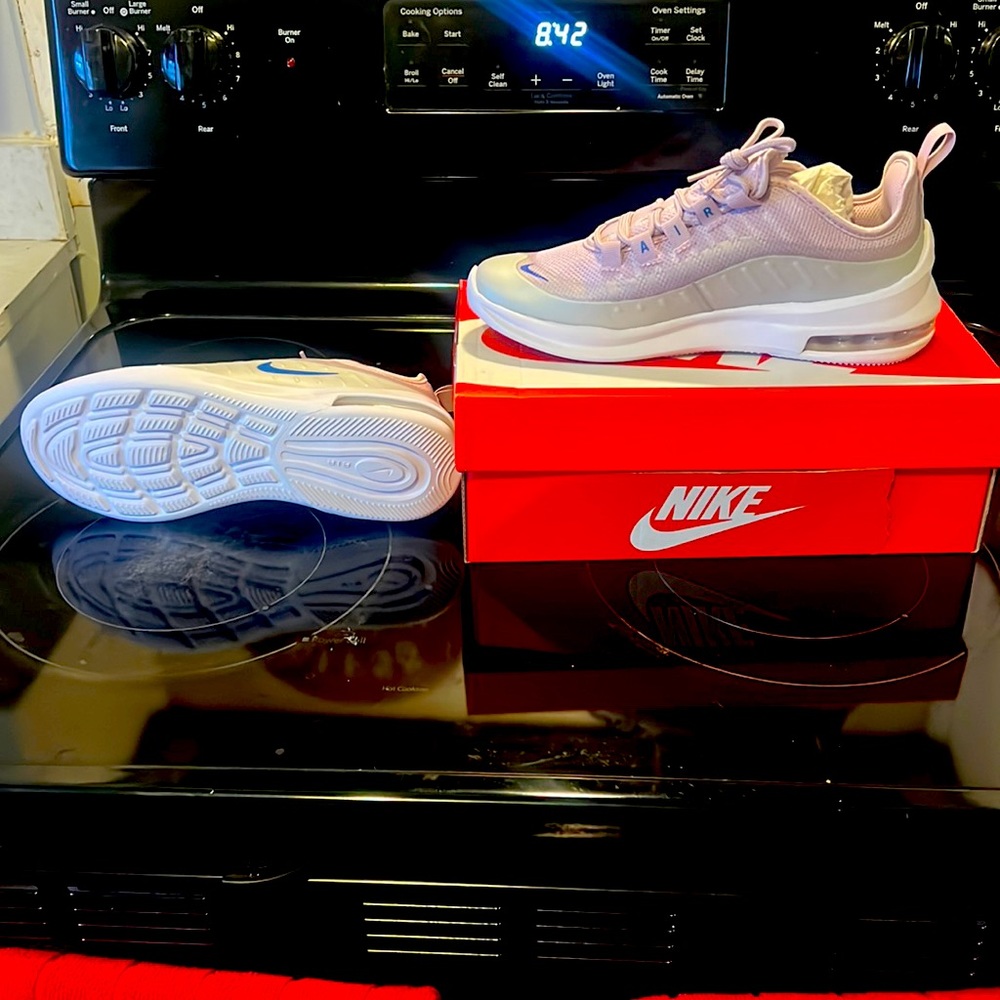 Nike air Max size 5 youth